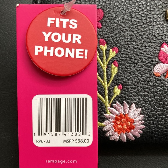 Brand New Rampage Embroidered Butterfly Faux Leather Zip Around Wallet - Picture 3 of 4